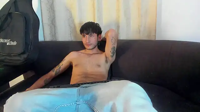 Henrikk senn online show from 10.20.25