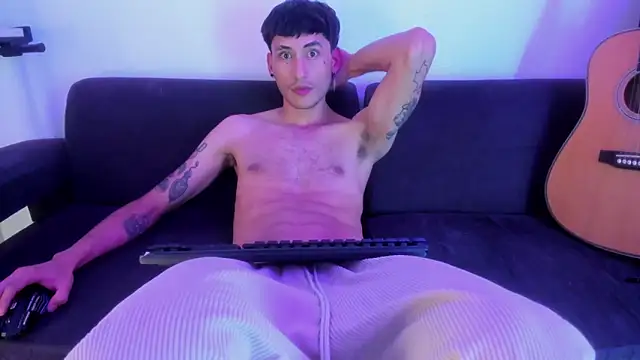 Henrikk senn online show from 01.09.26