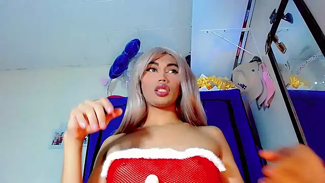 nicol gill  online show from 12.10.24