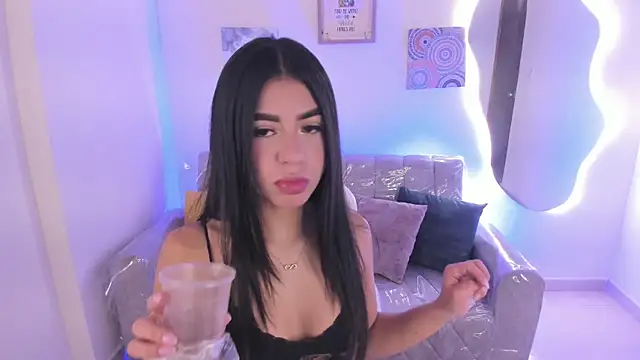 Charlotte cowell sub1  online show from 10.01.25