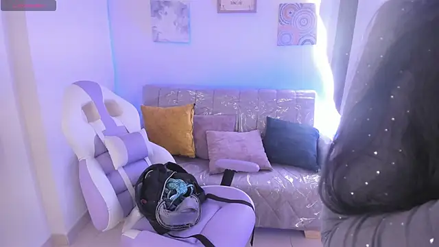 Charlotte cowell sub1  online show from 10.16.25