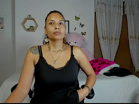 mykaelahoney online show from 11.22.25