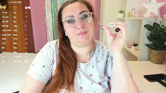 lovely adelle online show from 12.04.24