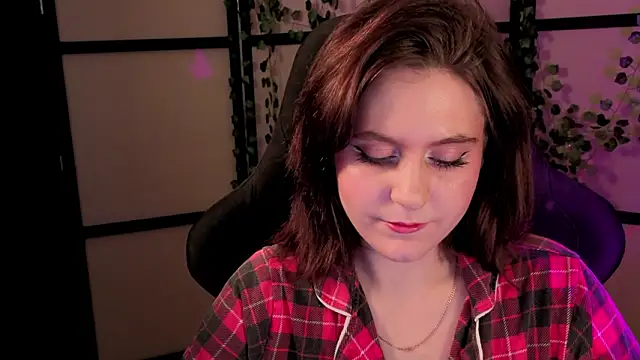 Diana Flower online show from 03.21.26