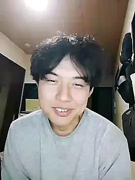 Snapshot of whitebriefboy chatting on 01.08.25 whitebriefboy online show from 01.08.25