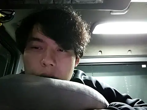 Snapshot of whitebriefboy chatting on 01.22.25 whitebriefboy online show from 01.22.25