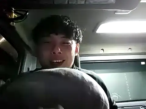 Snapshot of whitebriefboy chatting on 01.29.25 whitebriefboy online show from 01.29.25