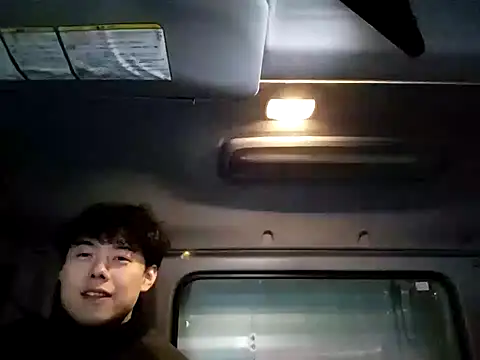 Snapshot of whitebriefboy chatting on 02.02.25 whitebriefboy online show from 02.02.25