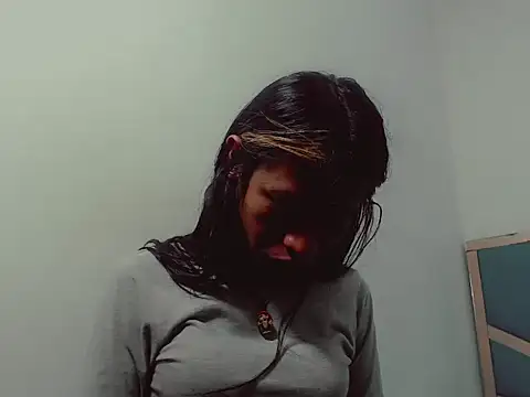 danna veryhot  online show from 12.15.25