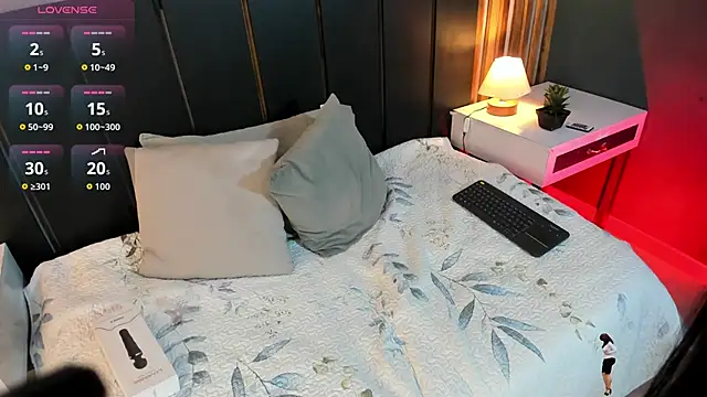 Janne lee online show from 11.18.25