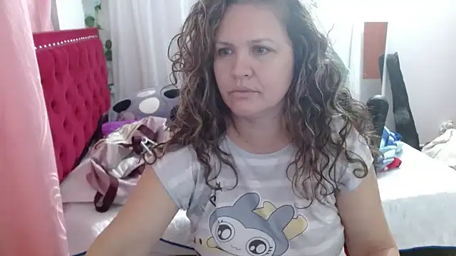 helenca43 online show from 10.24.25