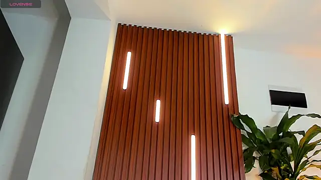 lucasanto  online show from 10.23.25