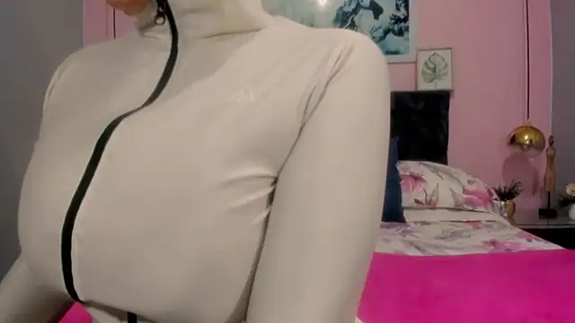 Snapshot of valeriasexxx chatting on 03.05.25 valeriasexxx online show from 03.05.25