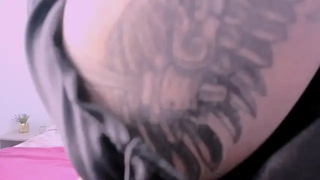 Snapshot of valeriasexxx chatting on 09.21.25 valeriasexxx online show from 09.21.25