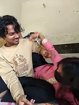 Snapshot of riya190 chatting on 11.07.25 riya190 online show from 11.07.25