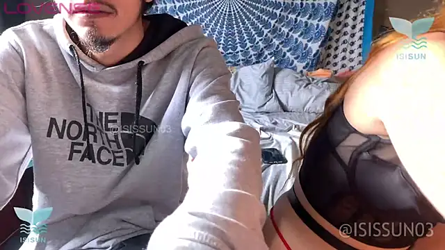 Snapshot of isissun03 chatting on 10.24.25 isissun03 online show from 10.24.25