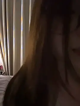 Snapshot of Sweet-Angel999 chatting on 11.22.25 Sweet-Angel999 online show from 11.22.25