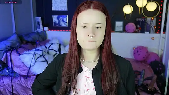 Snapshot of Lily_Moonlight chatting on 02.20.26 Lily Moonlight online show from 02.20.26