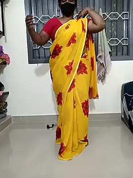 Snapshot of Renuma chatting on 02.21.25 Renuma online show from 02.21.25