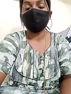 Snapshot of Renuma chatting on 02.21.25 Renuma online show from 02.21.25