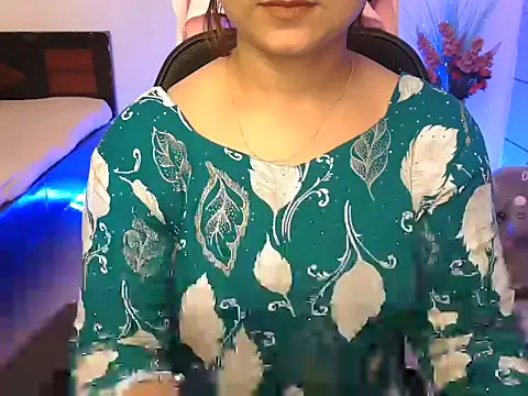 WildRuhi20 online show from 06.12.26