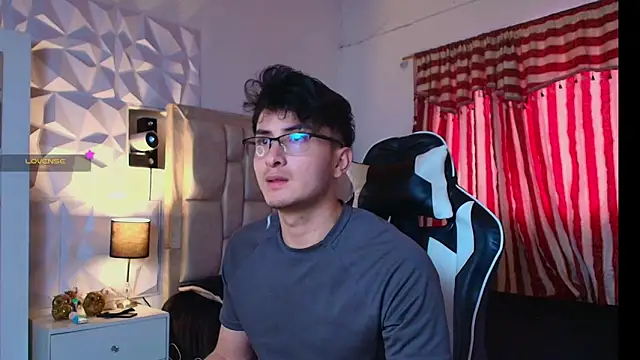 santyago taylor online show from 01.15.25