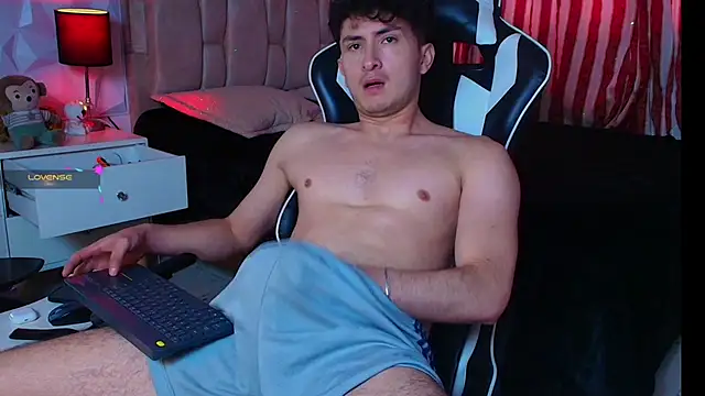 santyago taylor online show from 01.18.25