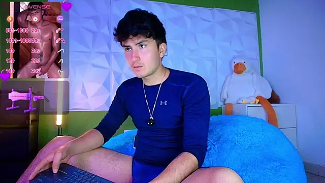 santyago taylor online show from 10.17.25