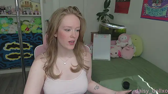 Snapshot of Daisy_Dollxo chatting on 04.27.26 Daisy Dollxo online show from 04.27.26