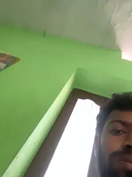 Snapshot of pussylover143x chatting on 11.24.25 pussylover143x online show from 11.24.25