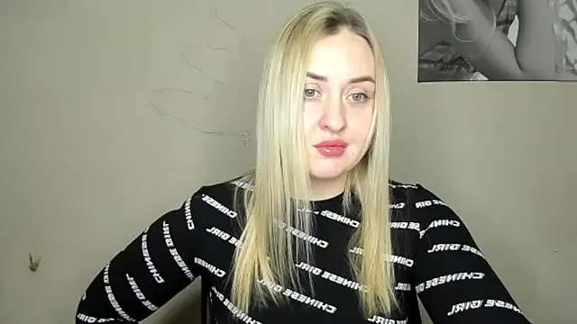 KennaJamess8 online show from 12.10.24