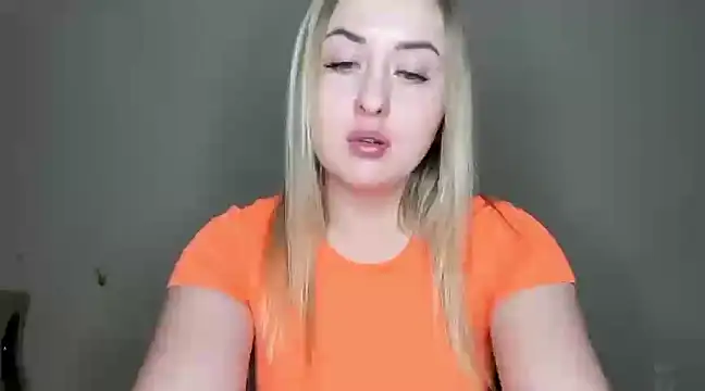 KennaJamess8 online show from 03.04.25