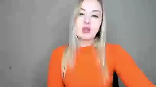 KennaJamess8 online show from 03.17.25