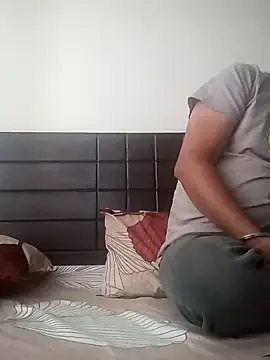 rags pussylicker online show from 01.24.25