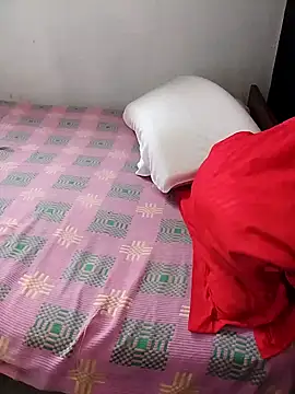 Snapshot of juliya_Les chatting on 12.28.24 juliya Les online show from 12.28.24