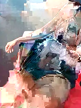 Snapshot of juliya_Les chatting on 02.12.25 juliya Les online show from 02.12.25