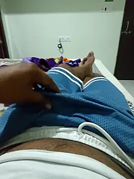 Snapshot of iMms69 chatting on 11.30.25 iMms69 online show from 11.30.25