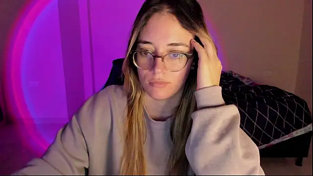 atenas 05  online show from 11.11.25