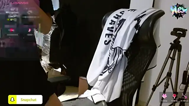 Snapshot of BABYFANTASY_1 chatting on 11.25.25 BABYFANTASY 1 online show from 11.25.25