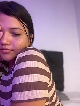 alisson carolina73 online show from 04.12.26