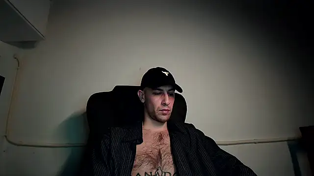Snapshot of mikealcorleone chatting on 02.24.25 mikealcorleone online show from 02.24.25