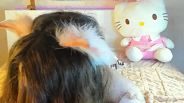 kuraii1  online show from 01.17.25