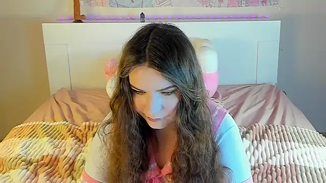 kuraii1  online show from 02.08.25