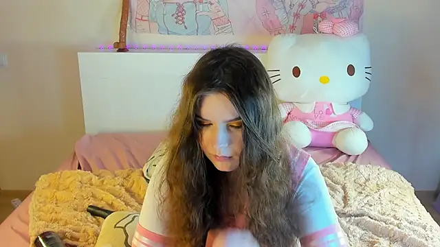 kuraii1  online show from 02.14.25