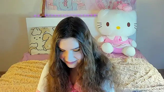 kuraii1  online show from 02.15.25