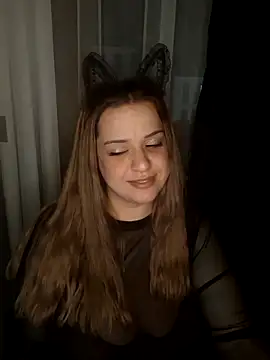 cansuozell online show from 11.01.25