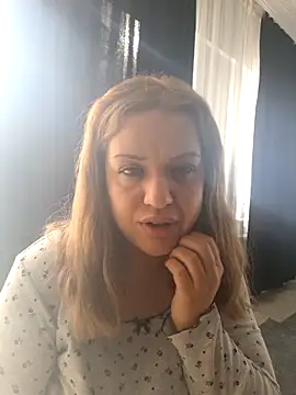 cansuozell online show from 12.14.25