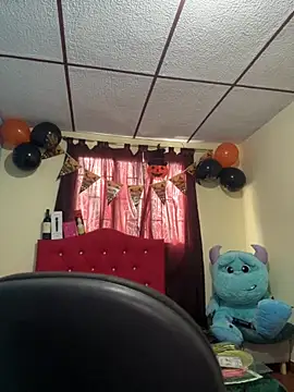 Snapshot of dulce_celeste15 chatting on 10.20.25 dulce celeste15 online show from 10.20.25