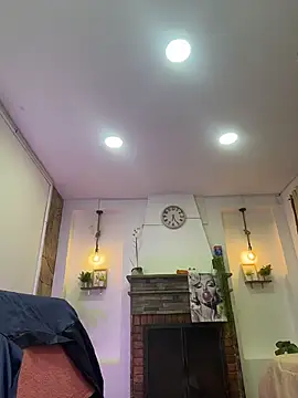 Snapshot of dulce_celeste15 chatting on 11.13.25 dulce celeste15 online show from 11.13.25