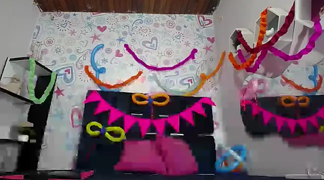 KOURTNEY-- online show from 03.02.25